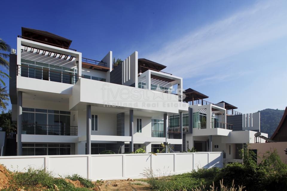 Modern semi-detached pool villas located on a hillside in Kata 3275361468