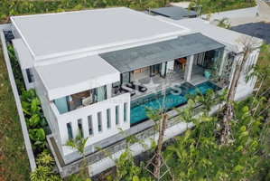 Modern 3 bedrooms villa with hills view for sale in Phuket 527494849
