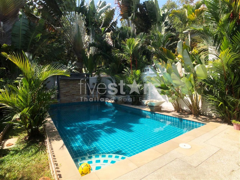 4 bedroom villa for sale close to Rawai beach 1276262878
