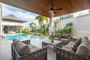 4 bedrooms pool villa for sale close Bangtao beach 1429267502