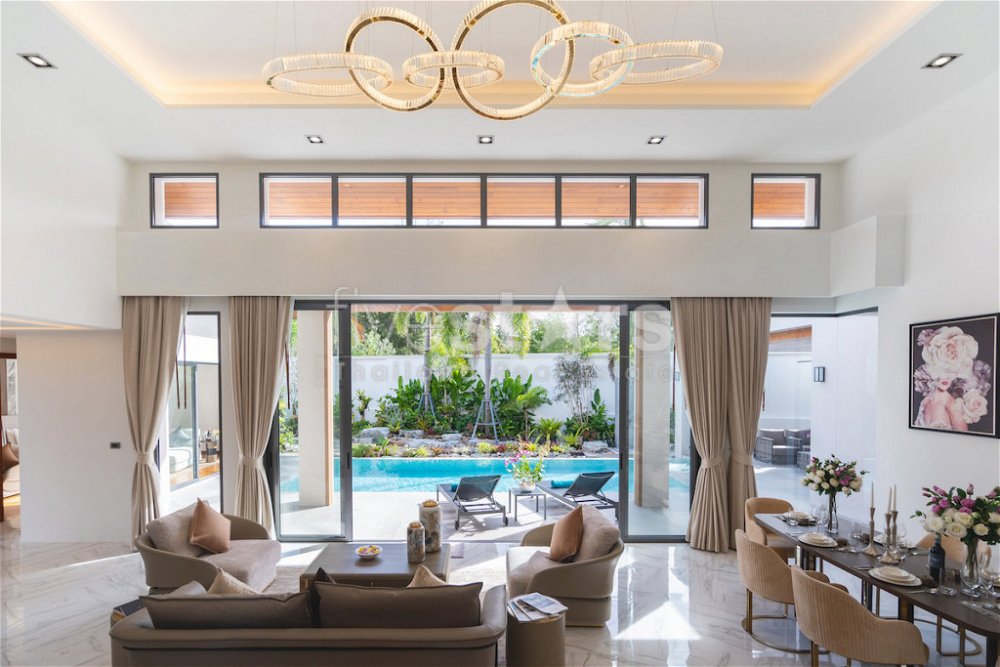 4 bedrooms pool villa for sale close Bangtao beach 2020363615
