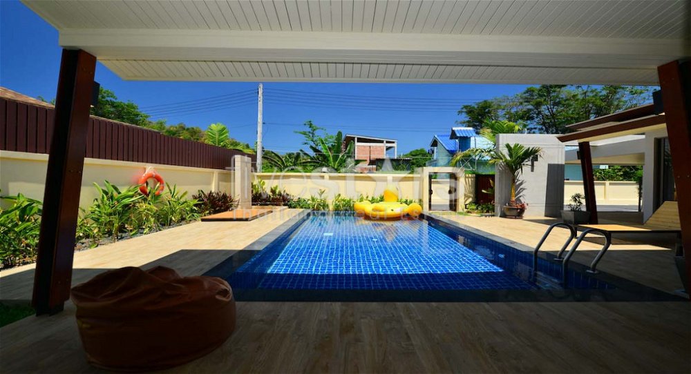 3 bedrooms villa for sale close to Nai Harn beach 1433232474