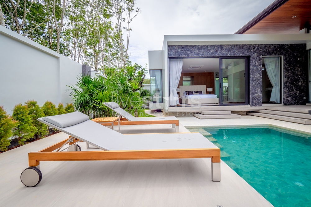 Modern 3 bedrooms pool villa for sale in Phuket 468175198