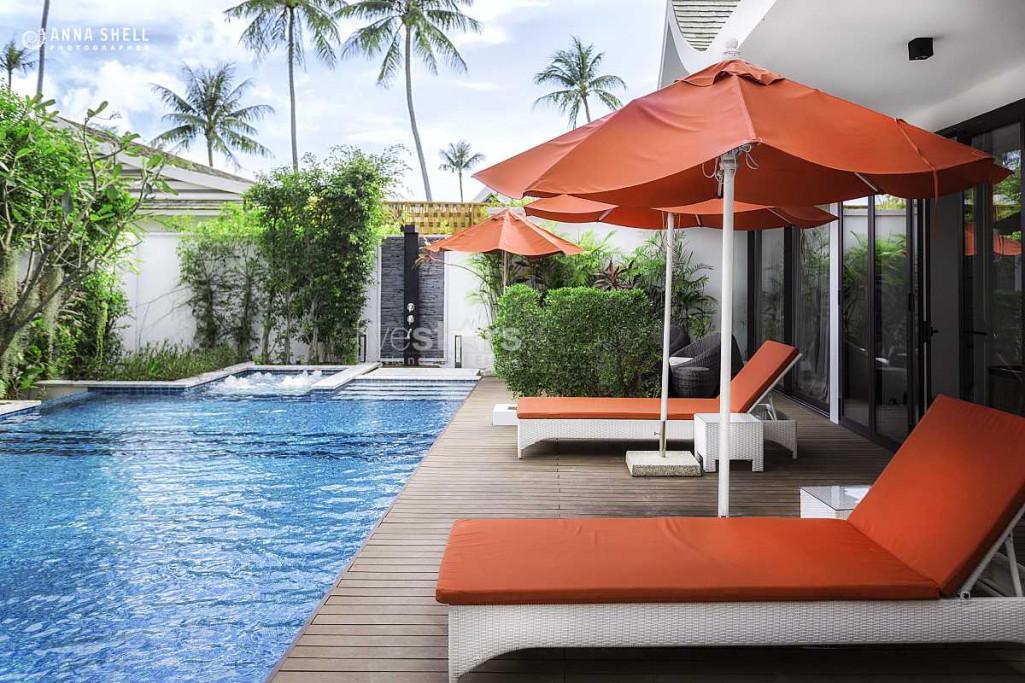 Spacious beach front villa