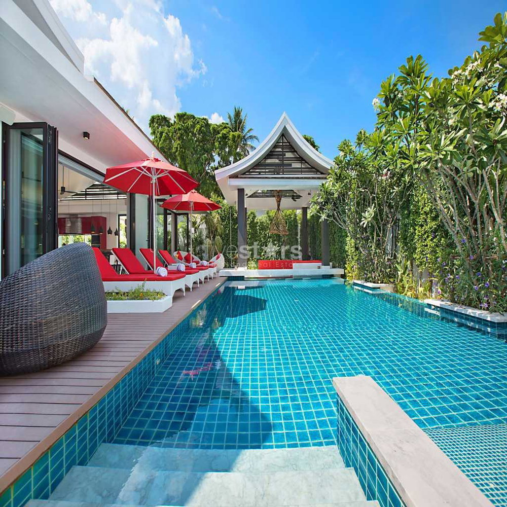 Spacious beach front villa 3803523476
