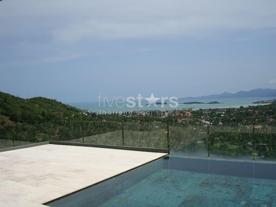 Ocean view villa for sale in Plai Laem 2563470605