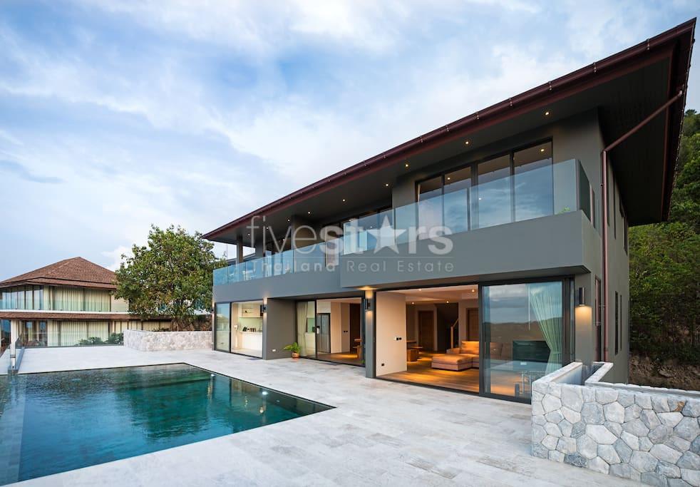 Ocean view villa for sale in Plai Laem 2563470605