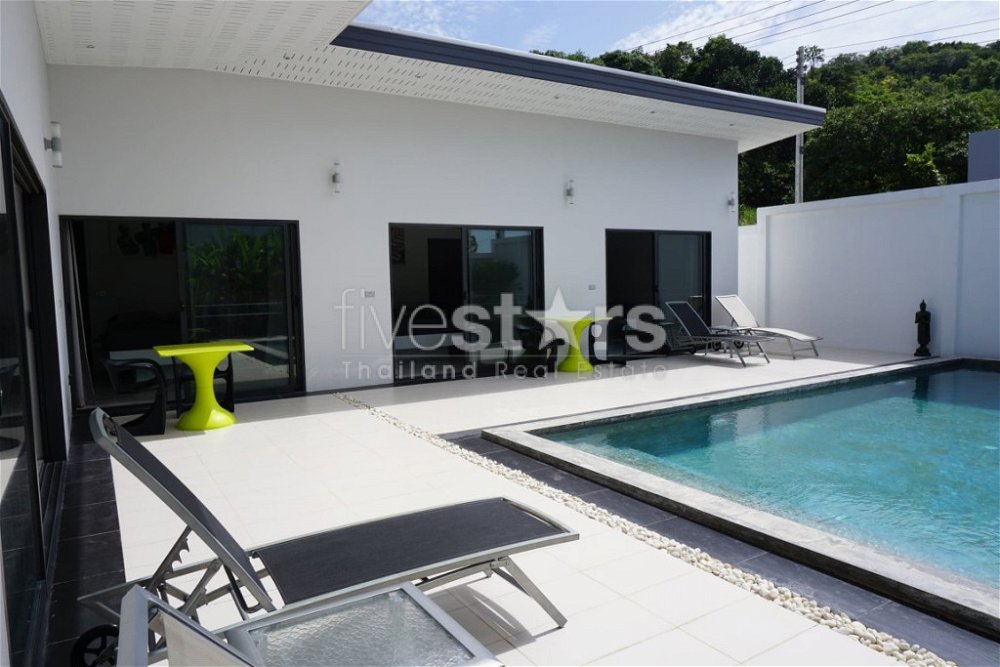 Nice villa close to the beach for sale in Plai Laem 3969028687