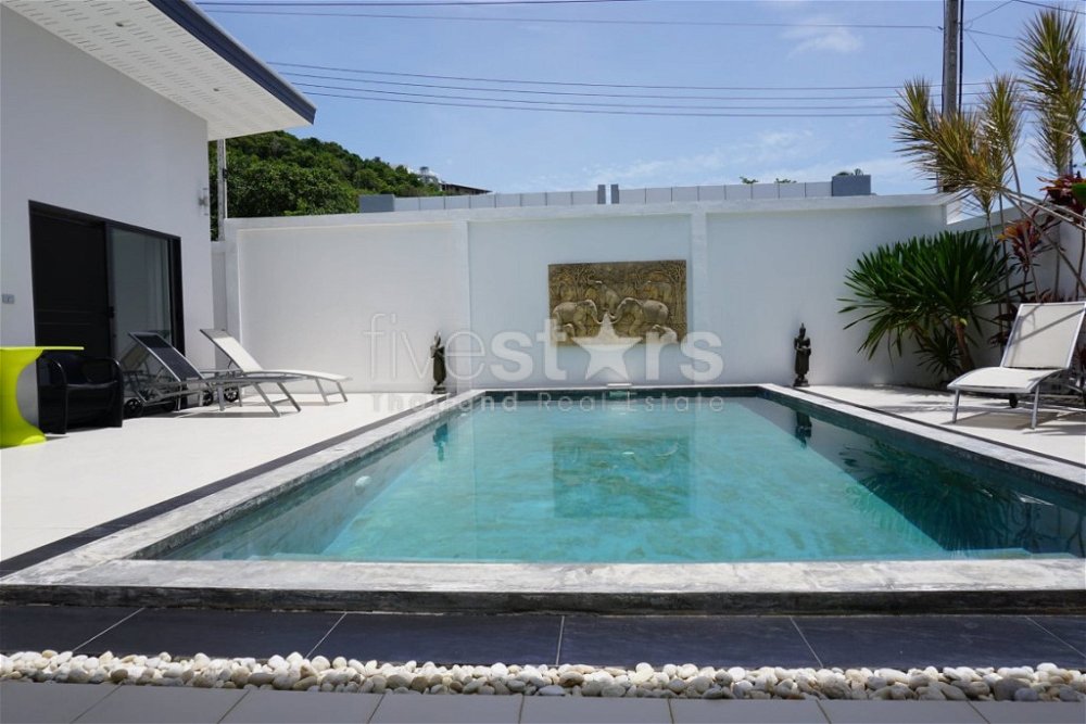 Nice villa close to the beach for sale in Plai Laem 3969028687