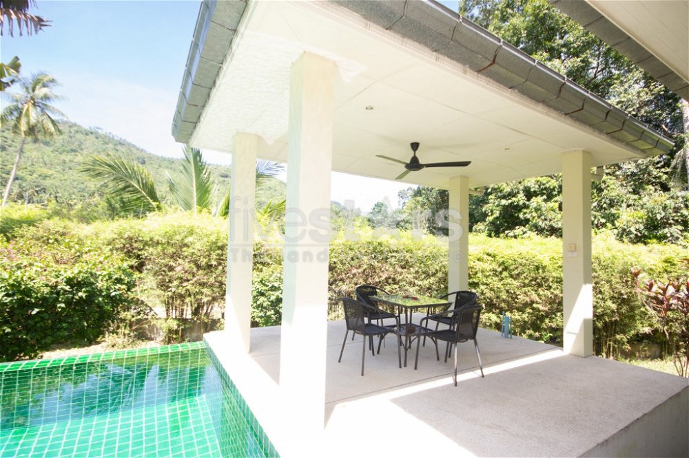 3 bedrooms villa on a large land plot for sale in Lamai 1992258799