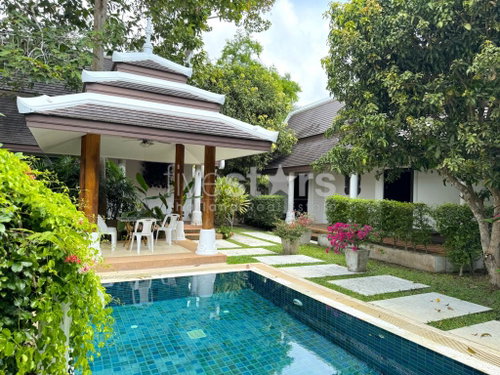 Balinese style villa for sale in the South of the island 2793934054