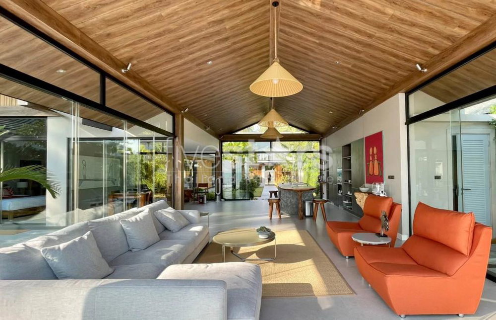 INCREDIBLE DESIGNER VILLA BEACHFRONT 3843485916