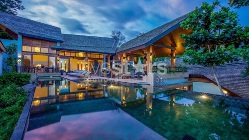 SUPERB BEACHFRONT VILLA IN LAMAI 96672194