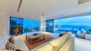 LUXURY VILLA IN TALING NGAM 3107754889