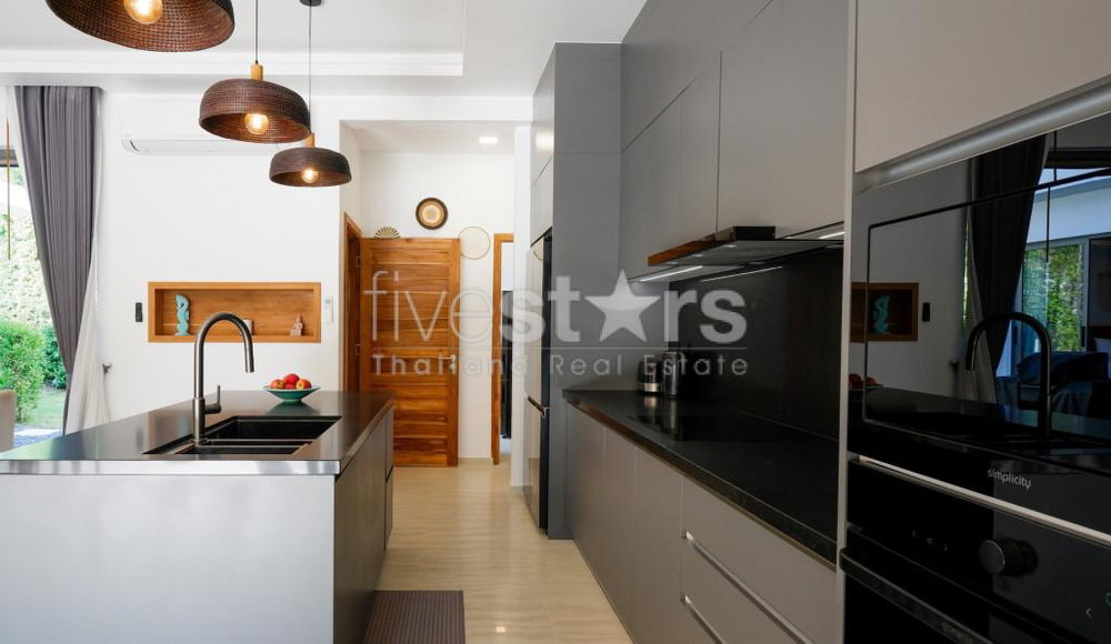 modern 5 bedrooms villa for sale in Koh Samui, Lamai area. 1895997868
