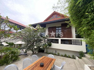 3 bedrooms colonial style villa for sale in Chaweng Hill 3361047887