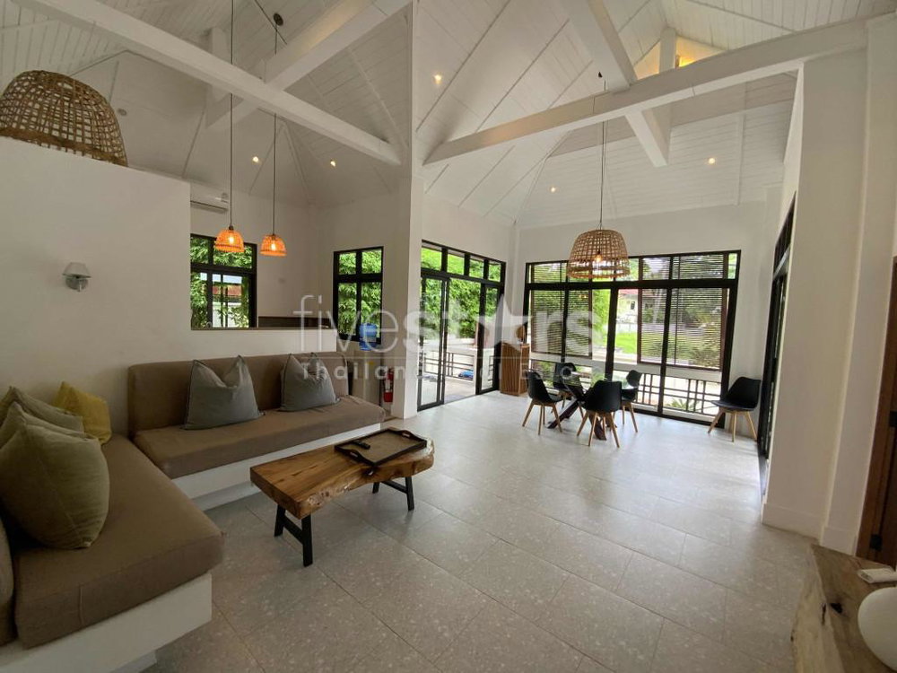 3 bedrooms colonial style villa for sale in Chaweng Hill 3361047887