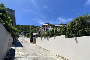 Modern 3-Bedroom Pool Villa for Sale in Bophut, Koh Samui 378461187