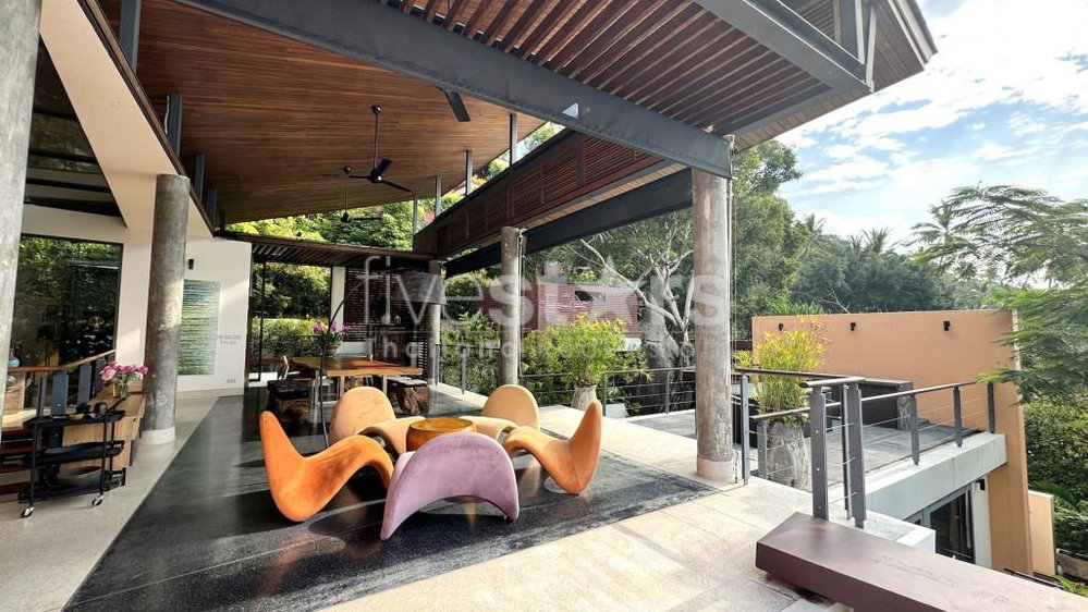 Amazing 4 bedrooms Sea-view villa in a private estate in South coast 2709627962