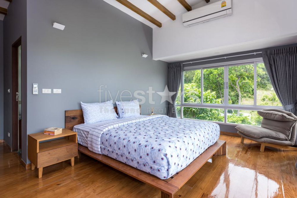 4 Bedrooms Villa for sale in Pai Leam, Koh Samui 1889838942