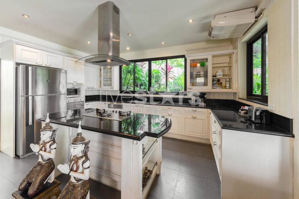7 Bedrooms villa for sale in Bophut 1514905258