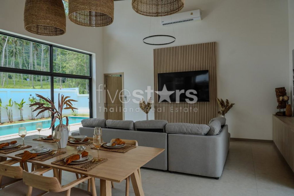 Luxury 3 Bedroom Villa For Sale in Lamai 810954437