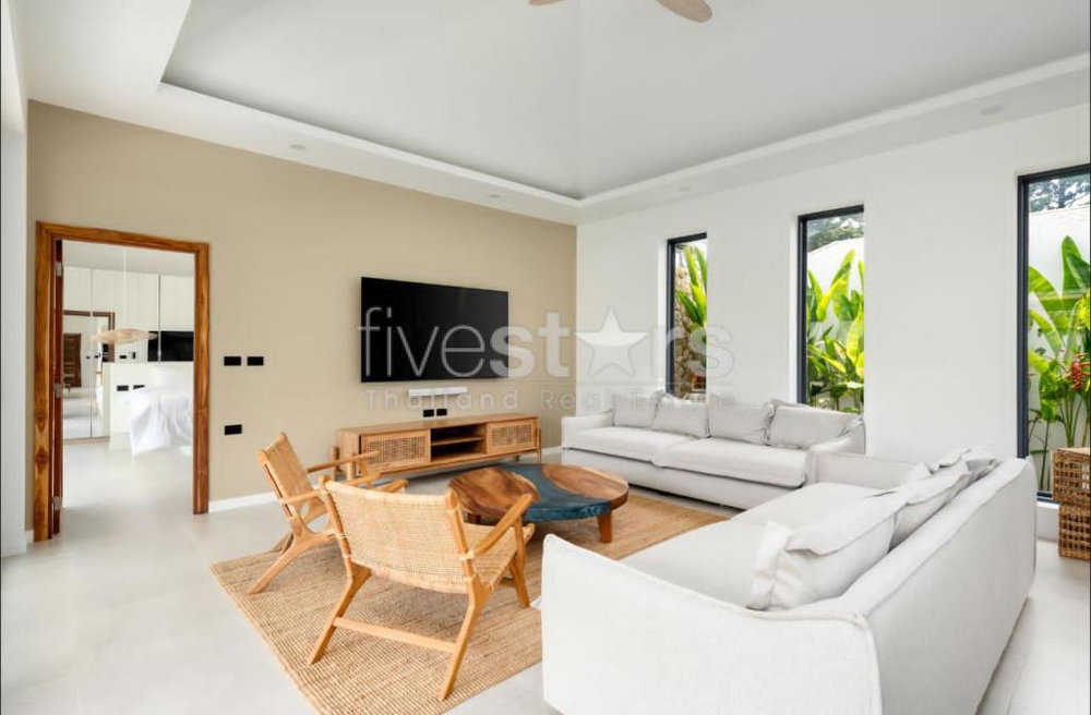3-Bedroom Luxury Modern Balinese-Style Villa for Sale – Maenam, Koh Samui 2319734326