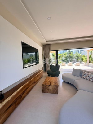 Tropical 3-Bedroom Villa in Lamai for Sale 4207483540