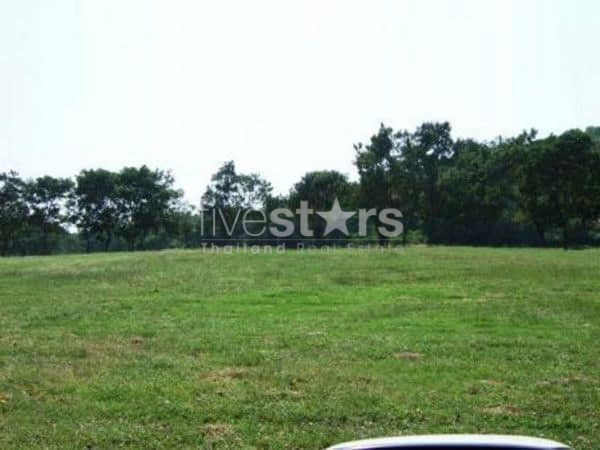 Golf Course Land 463592735