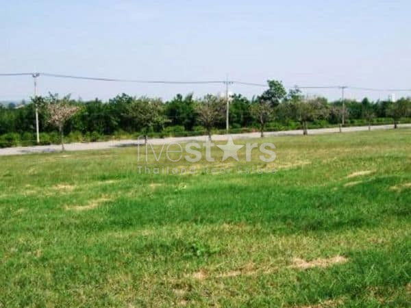 Golf Course Land 463592735