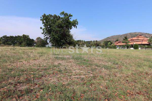 Golf course land Palm Hills for sale 2052183935