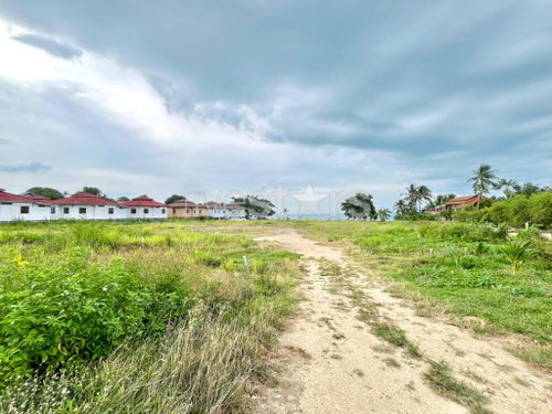 Land for Sale in Bangpor – 5,744 sqm – Beachfront Opportunity 780553979