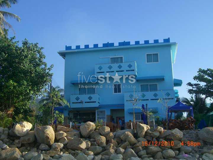 Beach front hotel with 21 rooms 3771530989