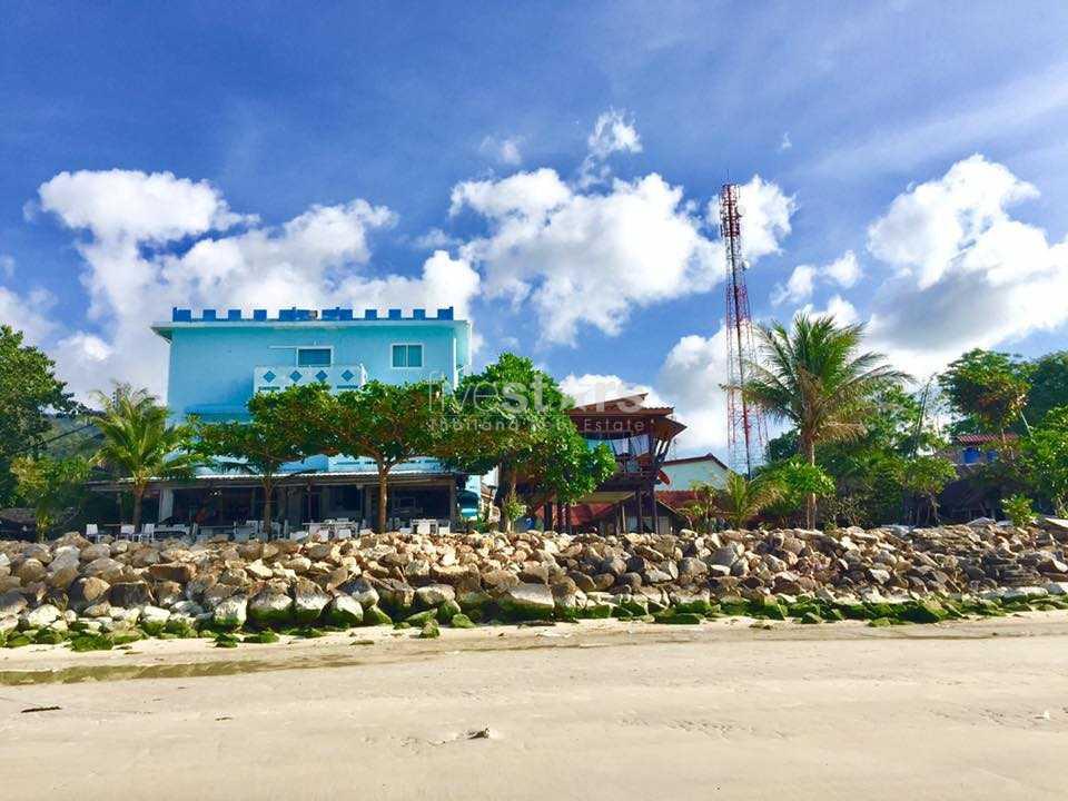 Beach front hotel with 21 rooms 3771530989