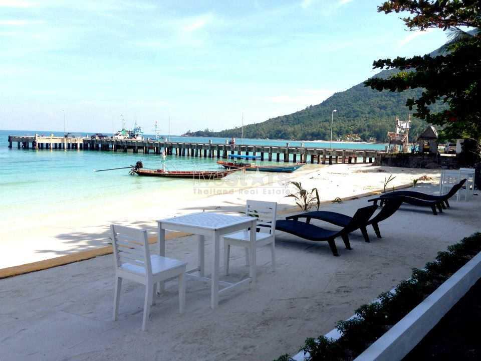 Hotel of 12 rooms on the beach front on the north coast of the island 1211450669