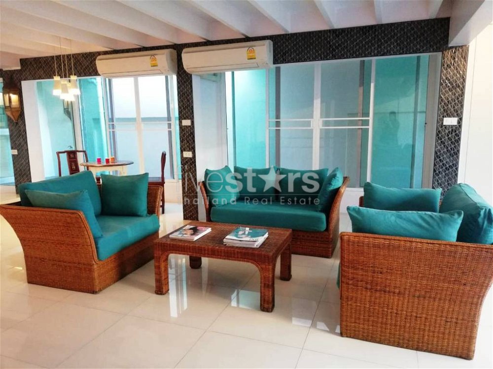 Townhouse 2 bedroom condo for sale on Suanplu Sathorn 2041811126
