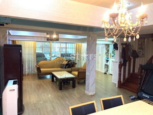 4 bedrooms Townhouse for sale in Phrompong area 4030805828