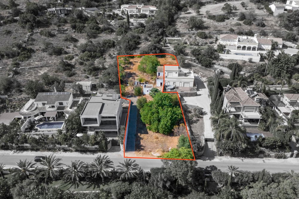 Newbuilt 4+2 bedroom villa in Santa Barbara de Nexe 225311326