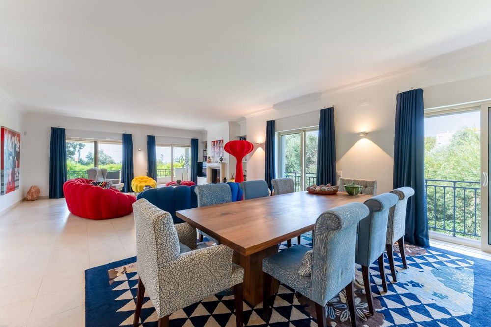 Elegant 5-Bedroom villa with pool in the heart of Santa Barbara de Nexe 2904523016