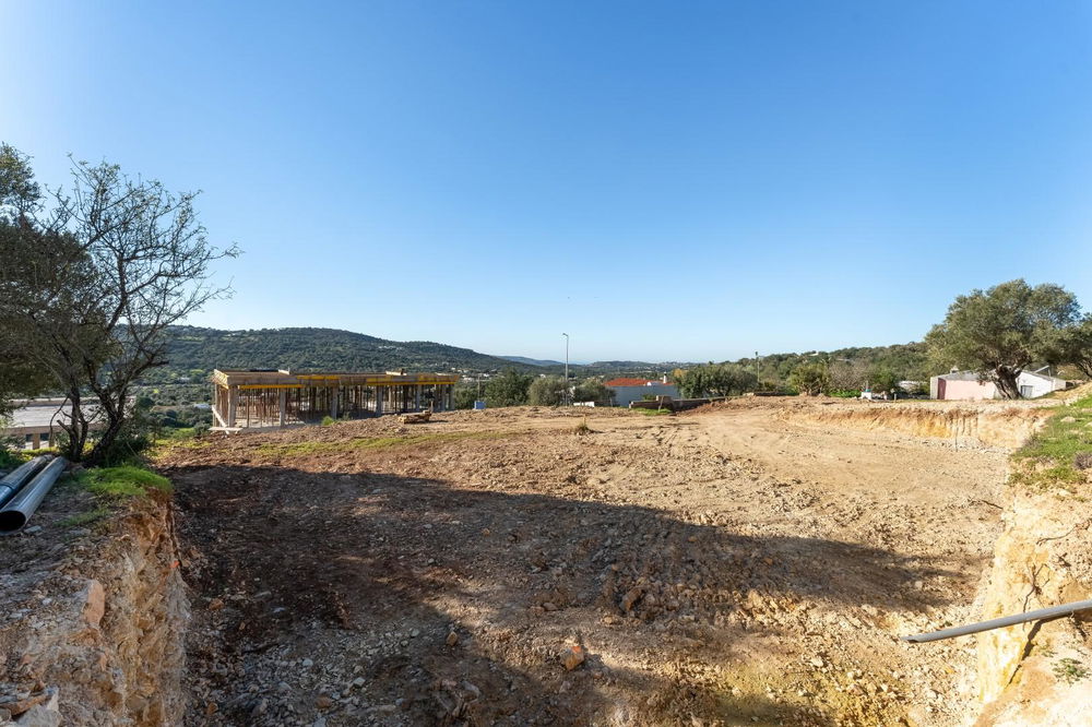 Timber frame house with 5-ensuite bedrooms nestle in the gentle hills of Sao Bras de Alportel – A unique concept 2527047585