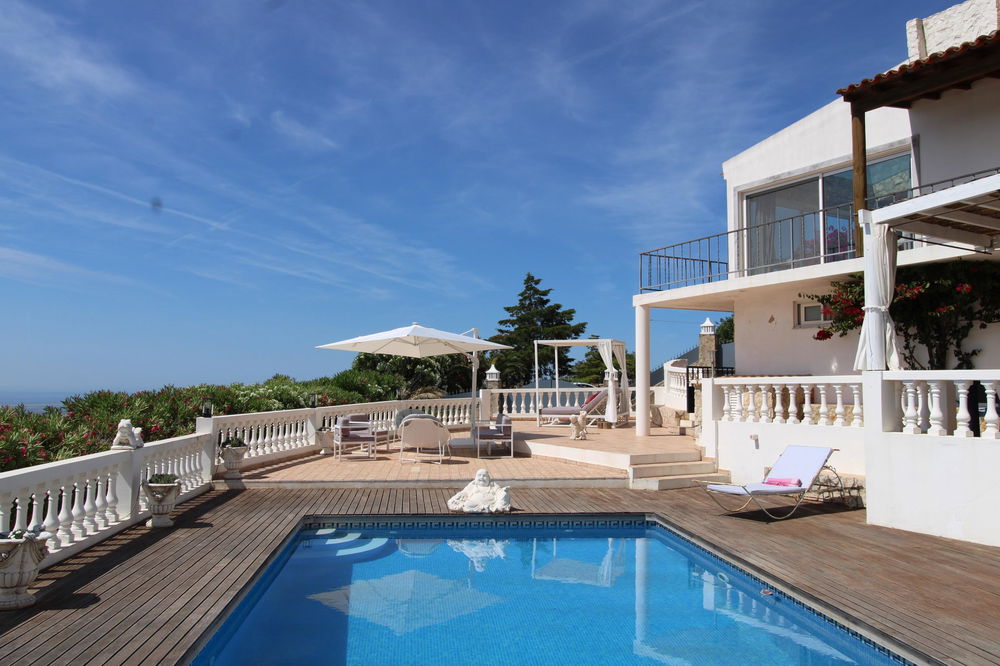 5-bedroom villa – ideal for a multigenerational family – 10 min from the center of Estoi with astonishing ocean views 3905514289