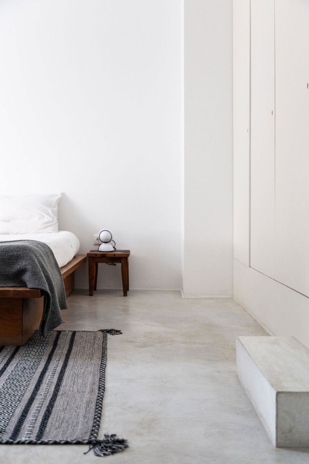 Unique minimalistic house close to Santa Barbara de Nexe surrounded by breathtaking nature 3079304903