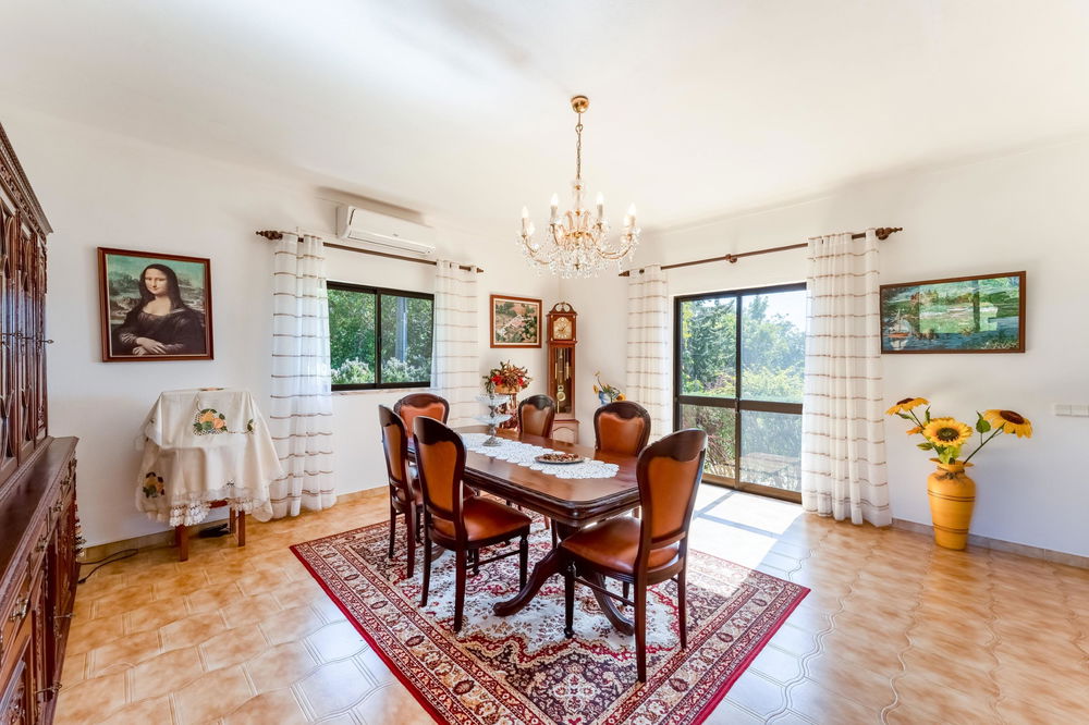 Renovation project – one floor 3 bedroom villa in Raposeiras, Santa Barbara de Nexe 872573399
