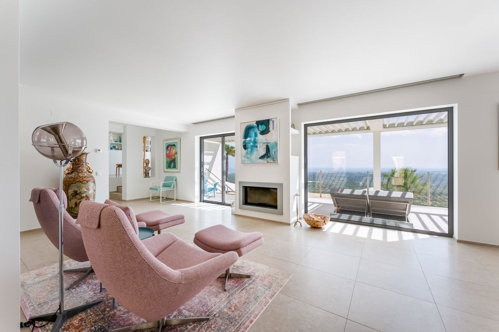 Stunning contemporary villa with fantastic seaviews in Estoi 433798786