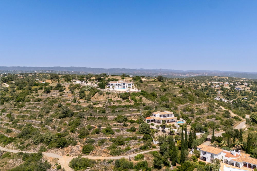 Stunning contemporary villa with fantastic seaviews in Estoi 433798786
