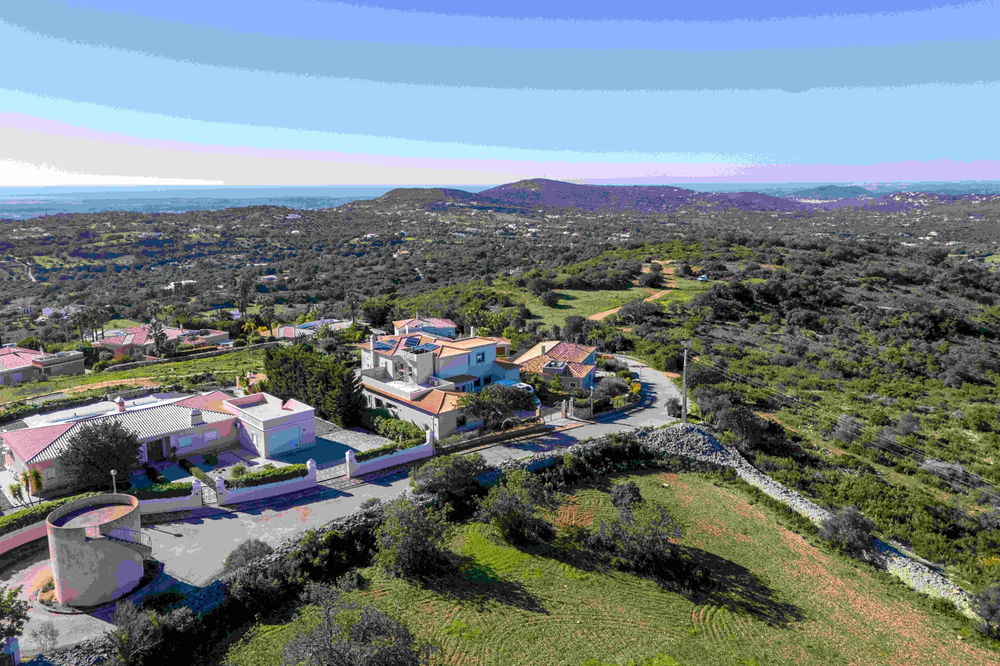 Beautiful plot in Quinta das Raposeiras with an exceptionnal construction possibility up to 732m2 2917271060