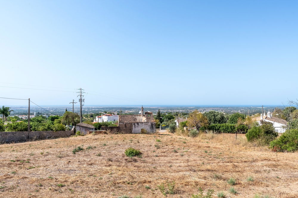 A Marvelous Opportunity to Build Your Future Home in Santa Bárbara de Nexe – submitted renovation and extension project 4066074600