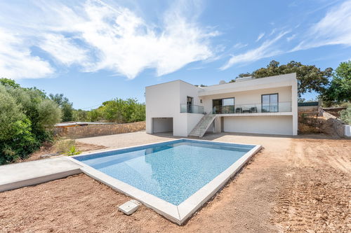 Modern Elegance: Newly built single-storey modern villa with 4 bedrooms in São Brás de Alportel. 3319723085
