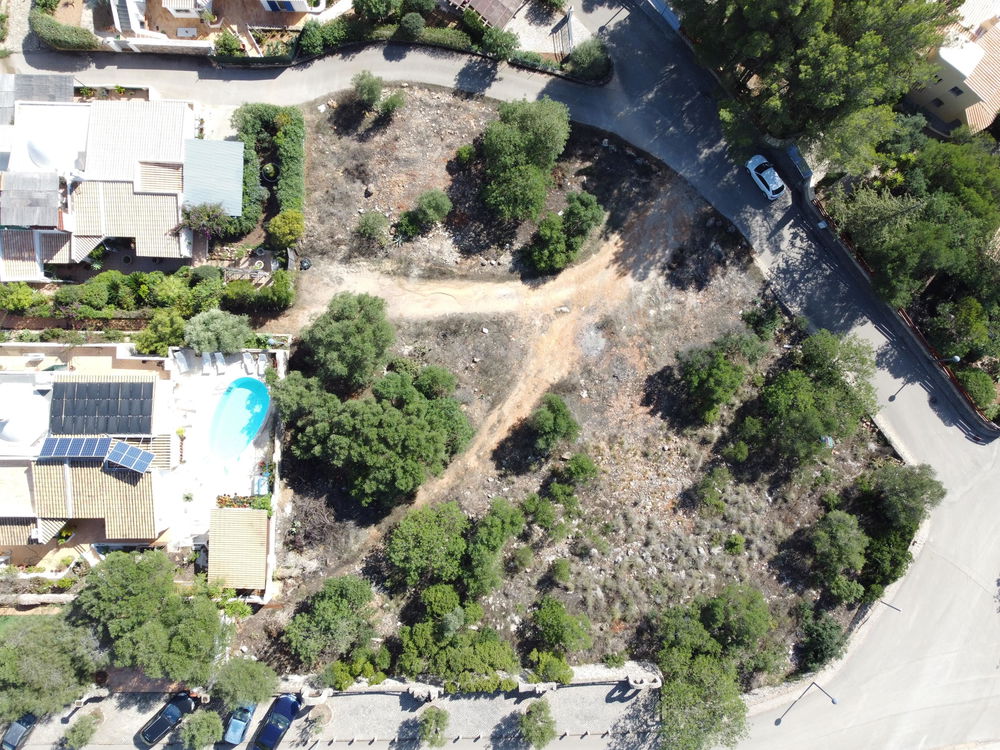 Building plot with approved project in one of the most prestigious and exclusive areas in Algarve 3360307832