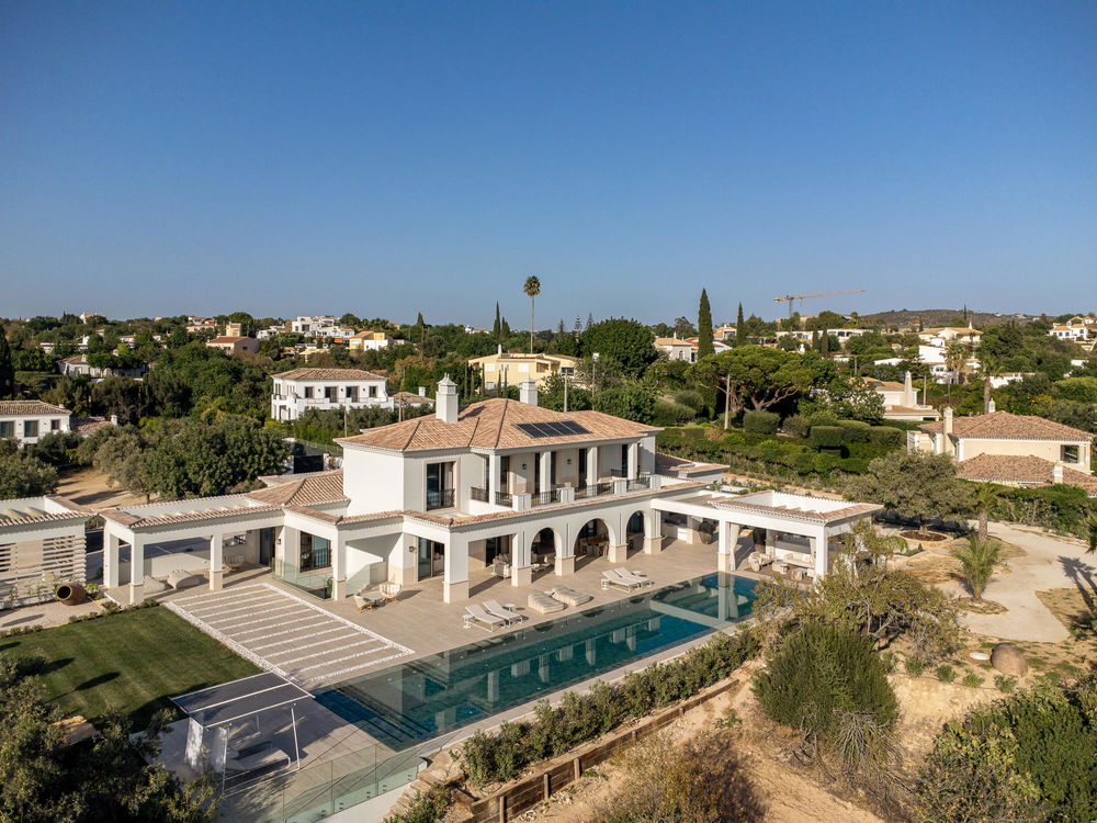 Majestic architectural designed 6 bedroom villa in Vale Formoso , Almancil 781556211